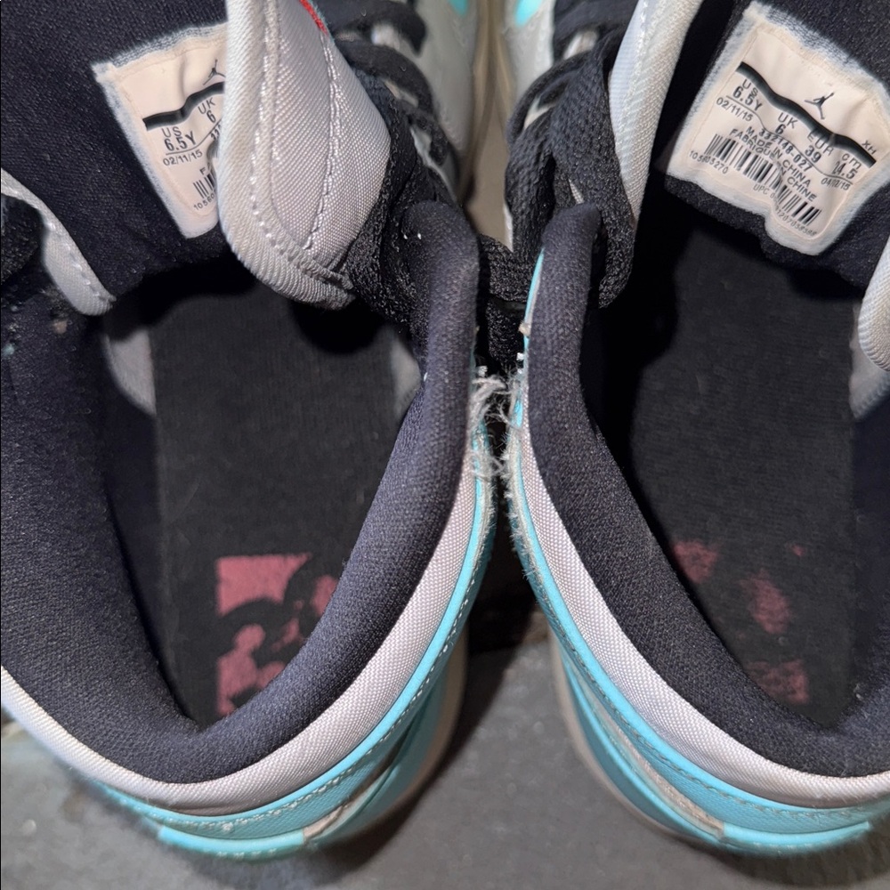 Jordan Gray and Blue (mint) kids 6.5Y High-Top Sneakers - Picture 4 of 7